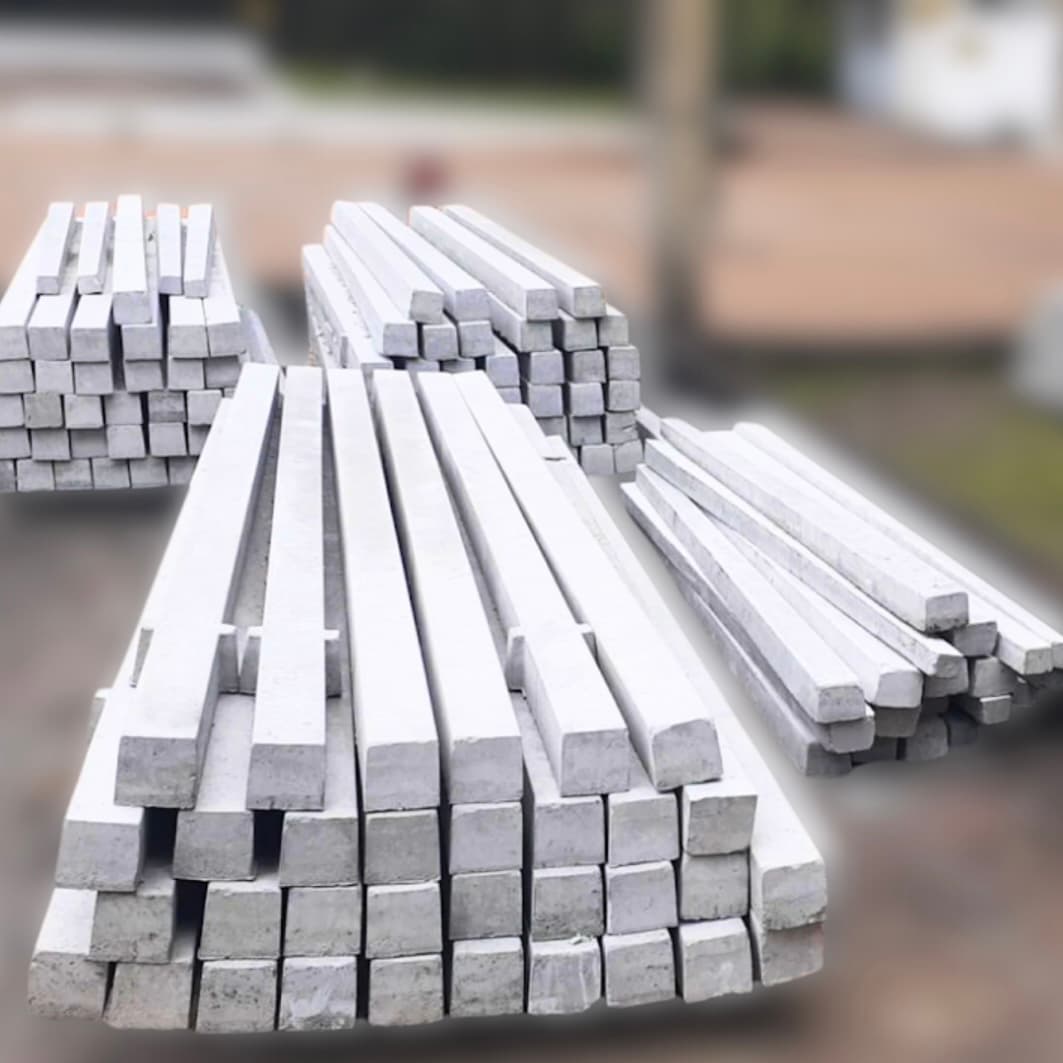 Peças de concreto alinhadas para pronta entrega